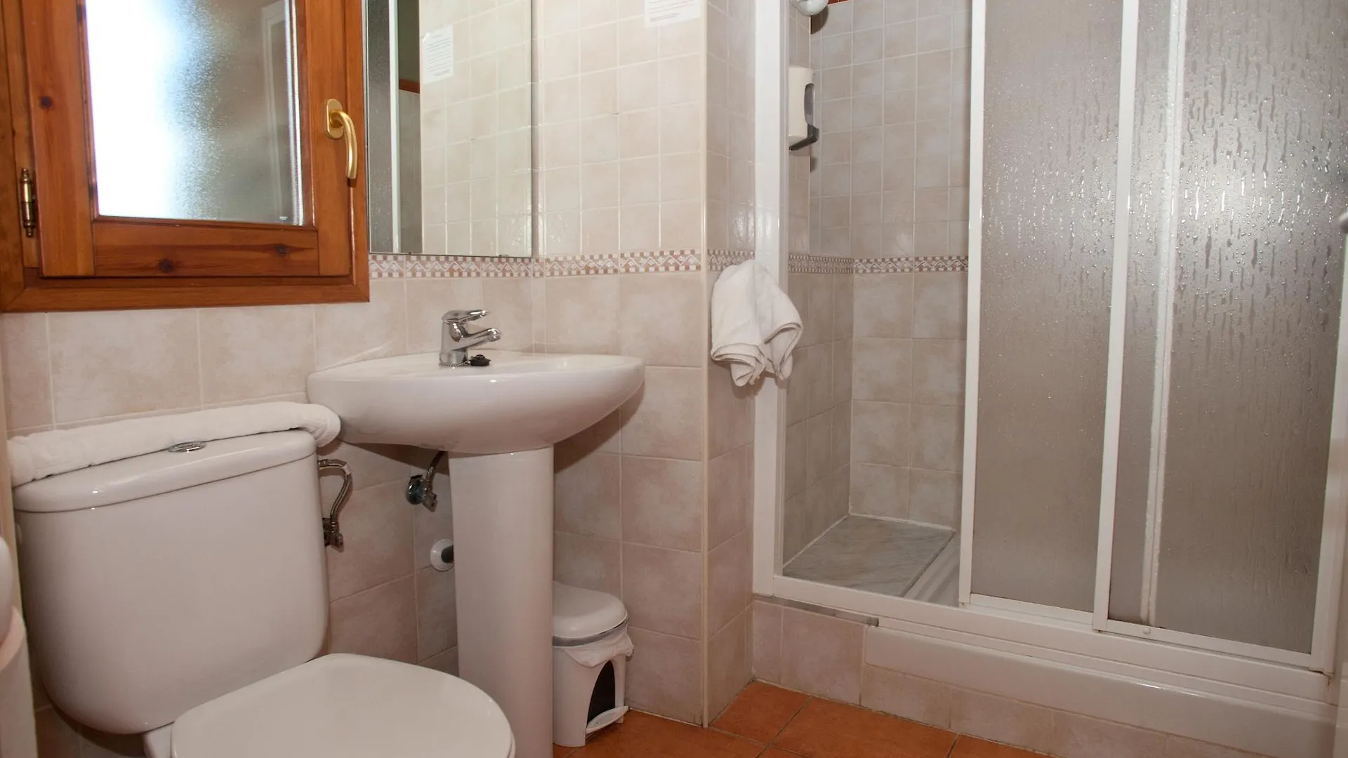 Country house Allotjament Rural Ca L'Anton Pujal Spain